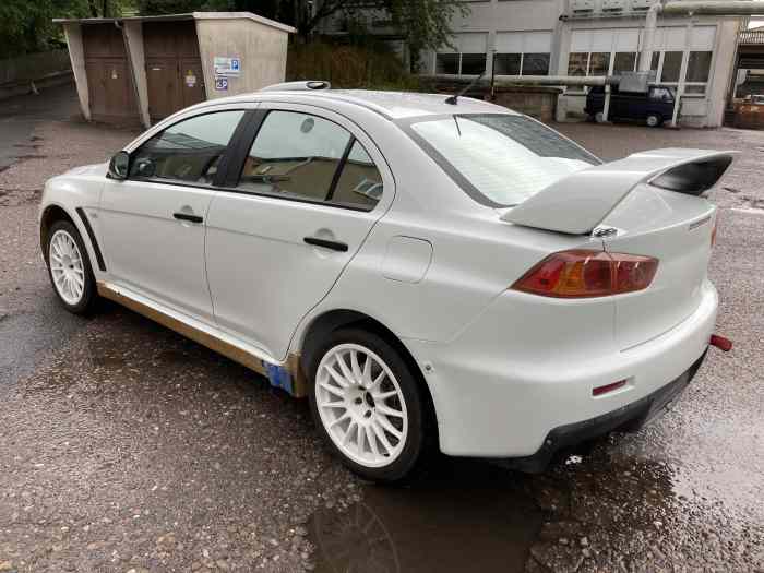 Mitsubishi Lancer Evo X Top Gr.N incl.spare Parts Gravel or Tarmac 1