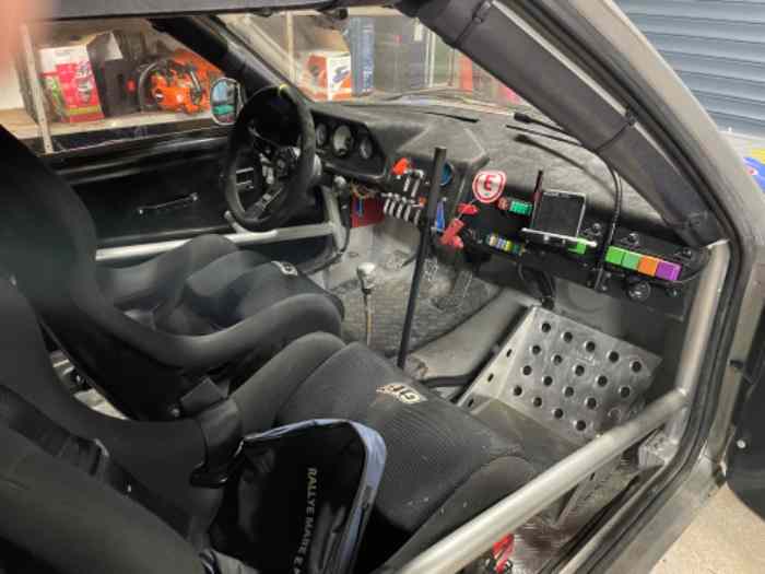 Peugeot 205 gti 5