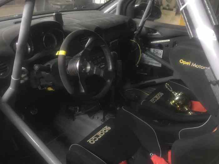 Opel adam cup 1