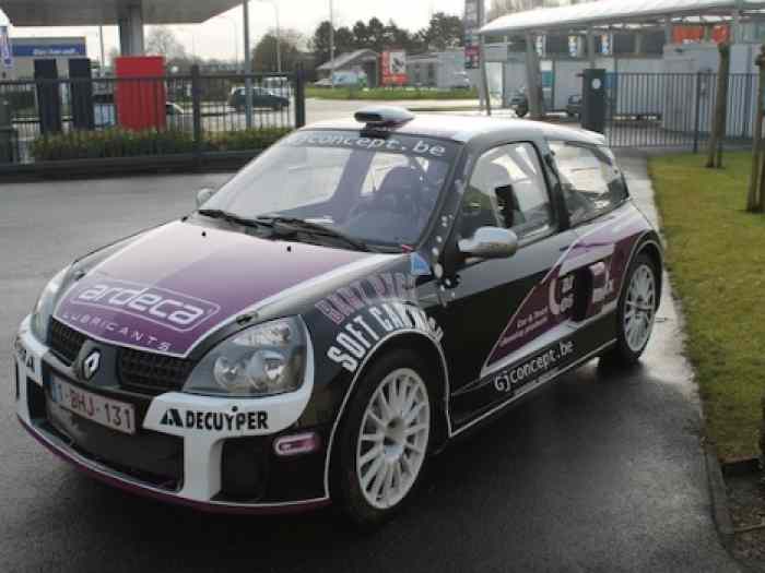 Renault Clio V6 1