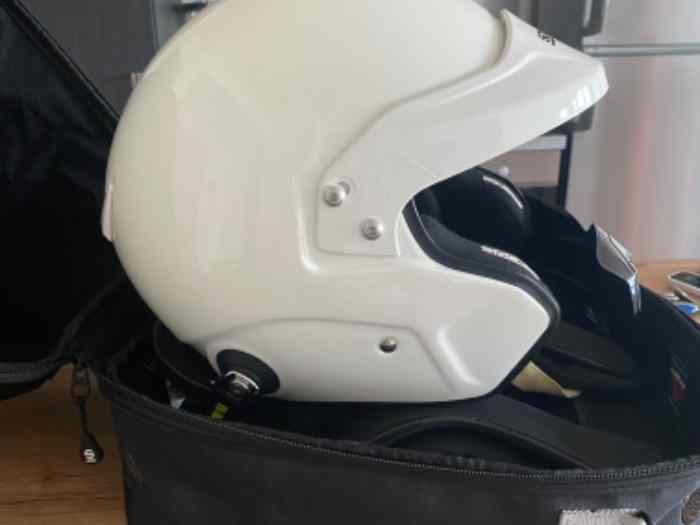 Casque sparco / Hans / sac de voyage 1