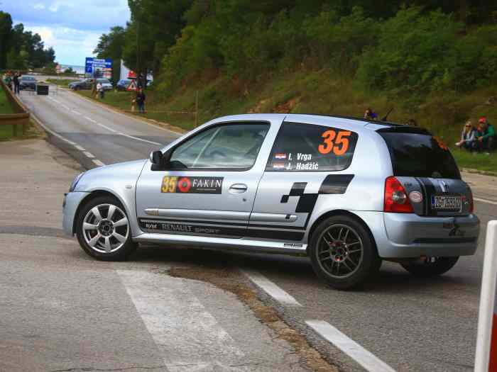 Renault Clio 172 RS, rally car for sale 1