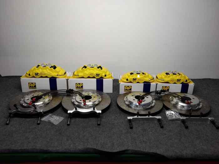 Kits Freinage AP RACING RADICAL AV+AR pour BMW M3 tous modeles. 0