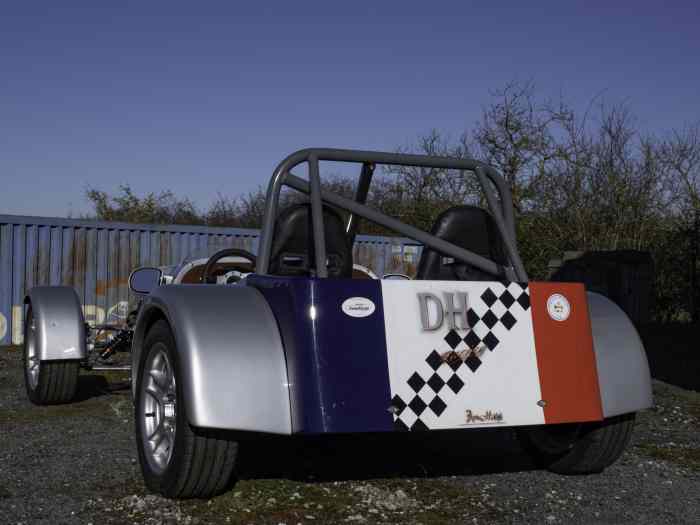 Vends réplique LOTUS SEVEN 1