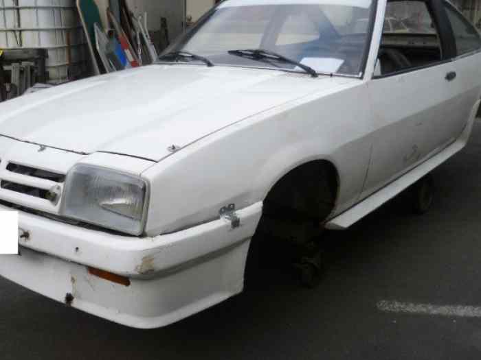 Vente caisse Opel Manta 2 Litres