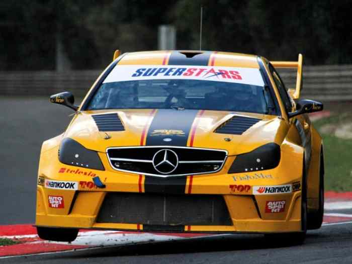 Mercedes C63 Coupè V8 Superstars
