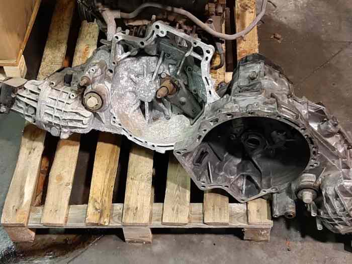 Pieces mazda 323 gtr 0