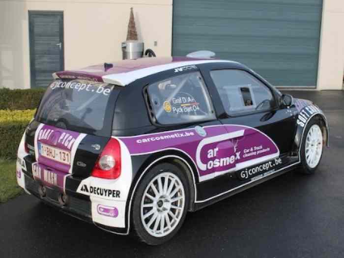 Renault Clio V6