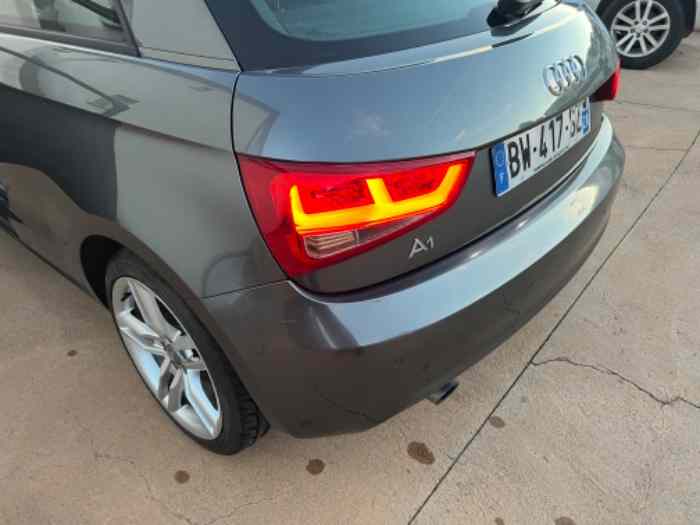 Audi A1 SLine TDI 105 Cv ou échange contre fourgon 4