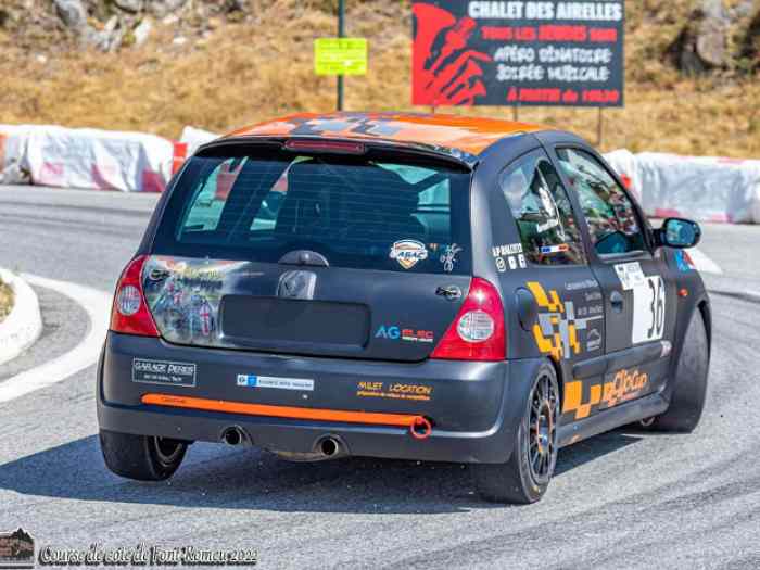 Clio Cup 2 2