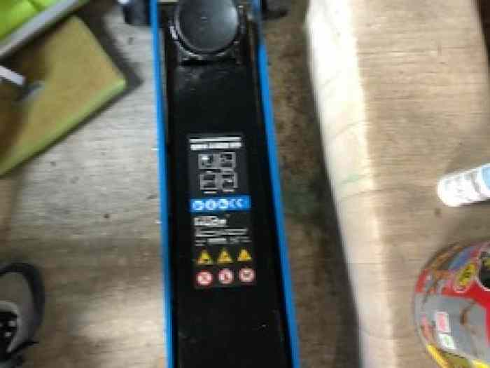 Cric atelier hydraulique