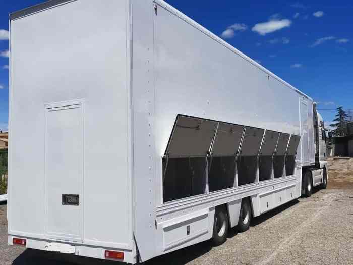 Race trailer