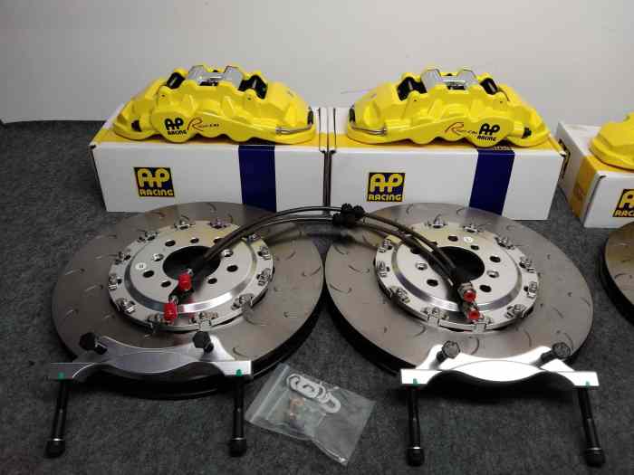 Kits Freinage AP RACING RADICAL AV+AR pour BMW M3 tous modeles. 1