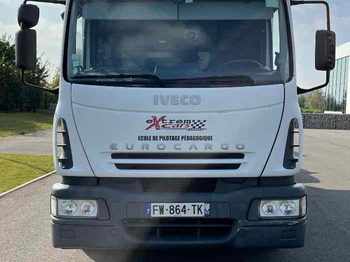 Camion porte 3 voitures iveco PL 0