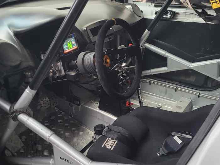 Renault Clio 4 maxi f2000 3