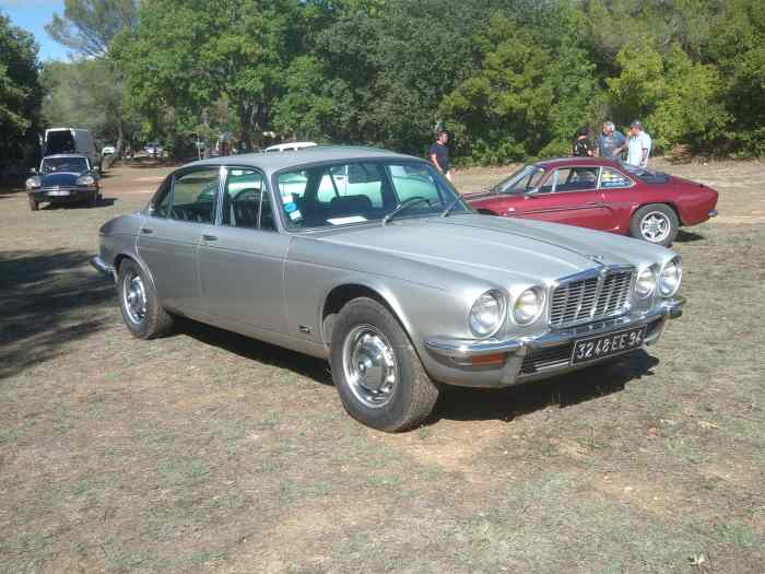 Jaguar XJ6-4L2