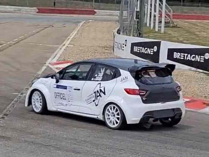 Renault Clio 4 maxi f2000/14 2