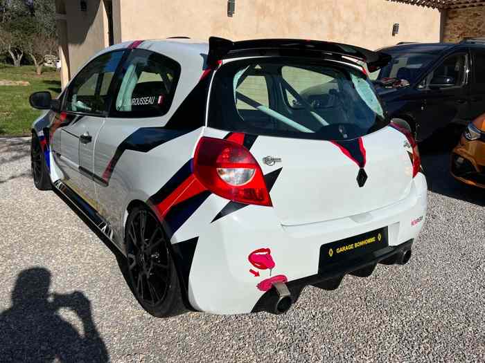 A VENDRE RENAULT CLIO 3 CUP X85 1