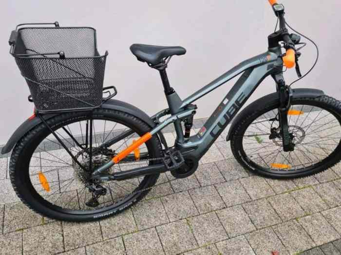 CUBE STÉRÉO HYBRIDE 120 PRO ALLROAD 625 Wh. MODÈLE 22 0