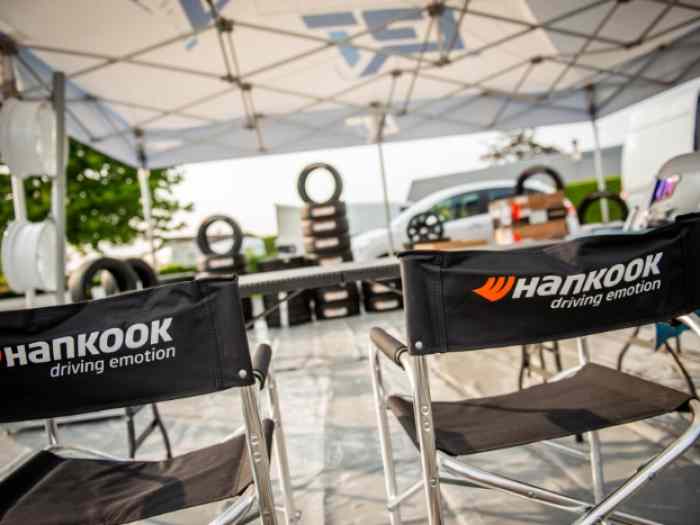 Hankook Compétition / LRT Racing 2