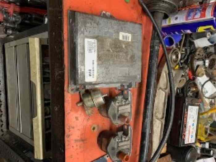 1 porte moyeu clio gr a 2