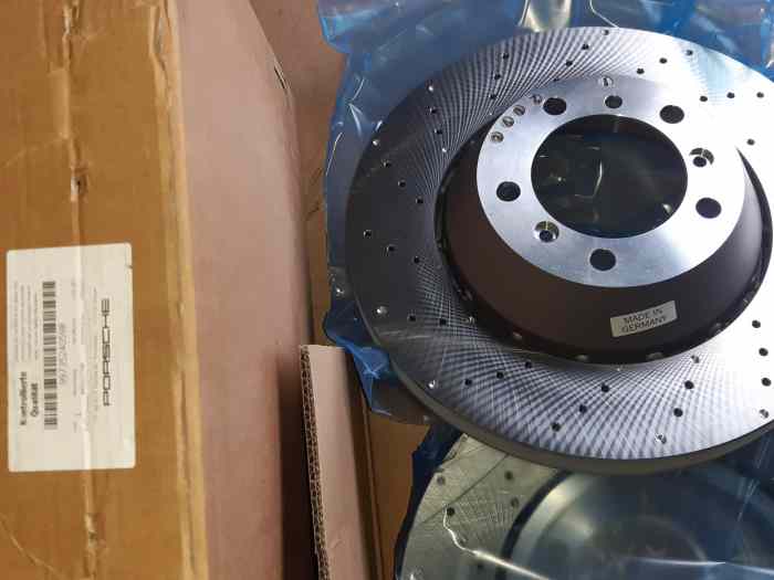 Disques ar neufs PORSCHE GT3 2