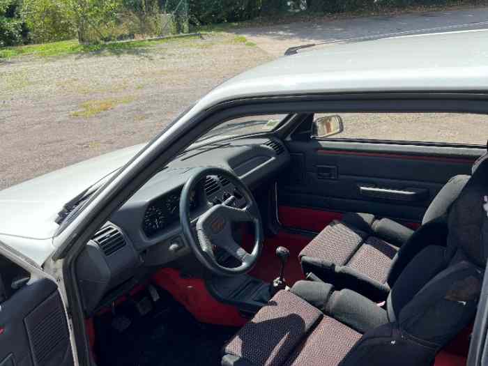 205 GTI 1,6 115cv Phase 2.1 89000 Km GARANTIS Historique COMPLET 2