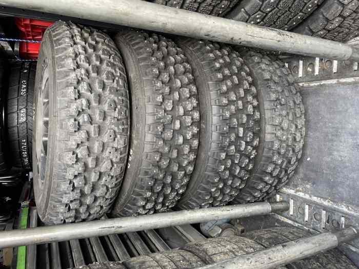 4 Pneus Canonica cloutés 185/65R15 de 2023 1