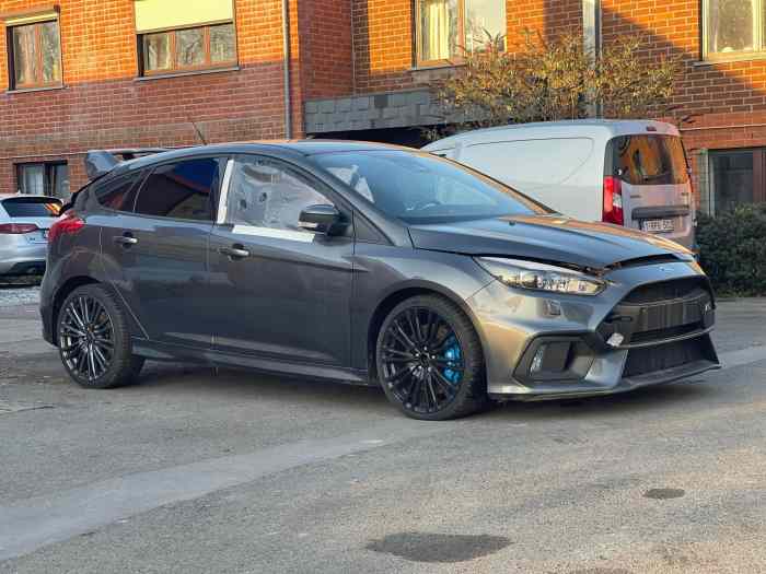 FORD FOCUS RS INONDEE 2016 0