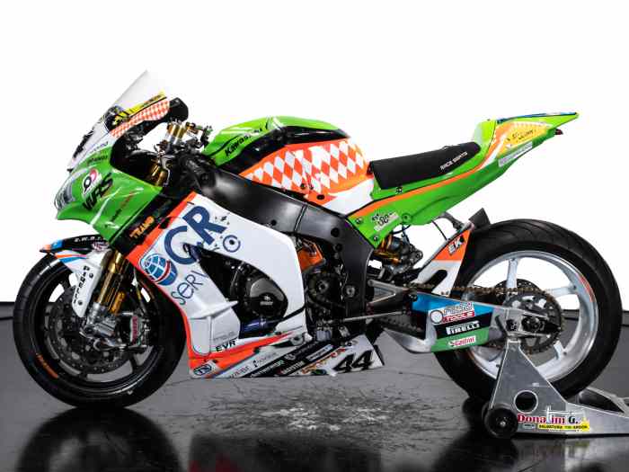 KAWASAKI ZX-10RR OFFICIEL SBK TEAM GRILLINI 2017 0