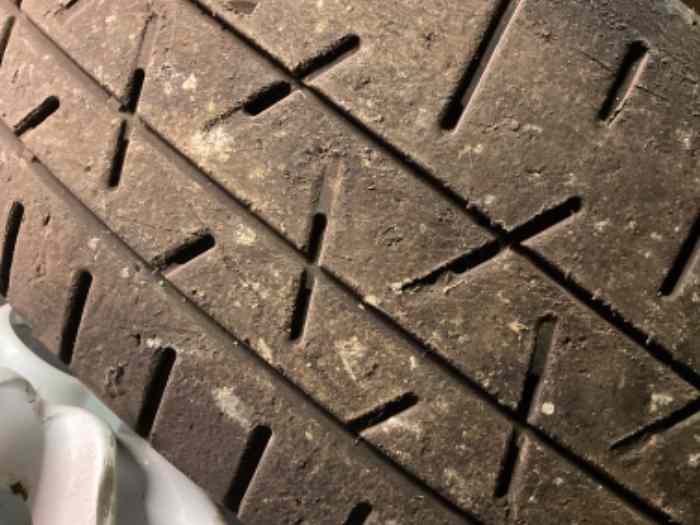 pneus 18 hankook T72 2
