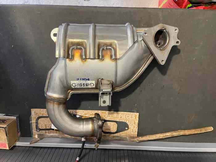 Catalyseur neuf Megane 3 RS 1