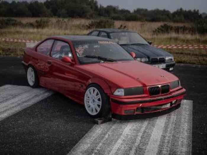 BMW E36 318.IS coupe 5