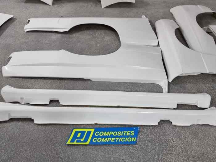 KIT CARROCERIA BMW M3 E30 EVO 2