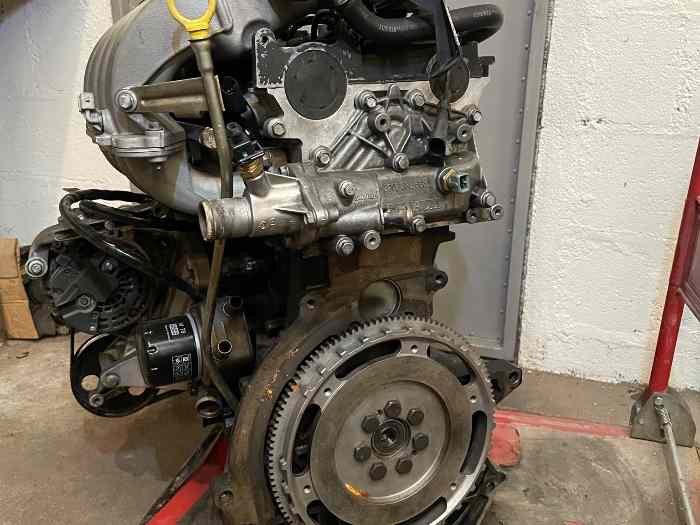 Moteur f4r 830 clio 3 rs 230ch 1