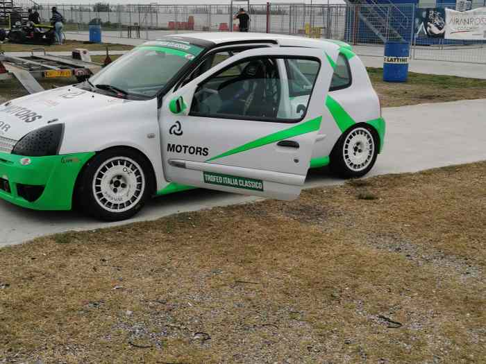 Renault clio cup 2