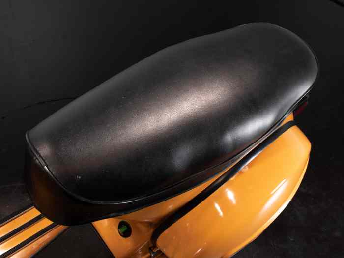 PIAGGIO VESPA RALLY 200 1973 4