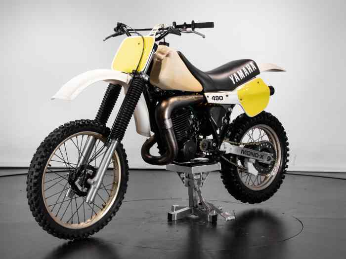 YAMAHA YZ 490 CROSS 1982 4