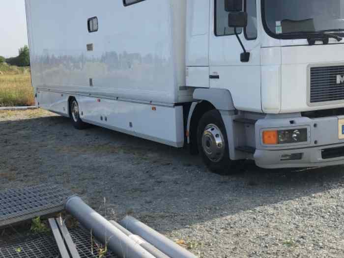 Camion atelier Man - pièces et voitures de course à vendre, de rallye ...