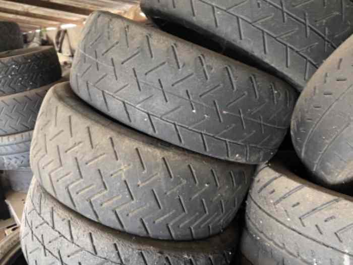 Lot de pneus en 16 pouces Michelin Pirelli Hankoo Yoko pièces et voitures de course à vendre