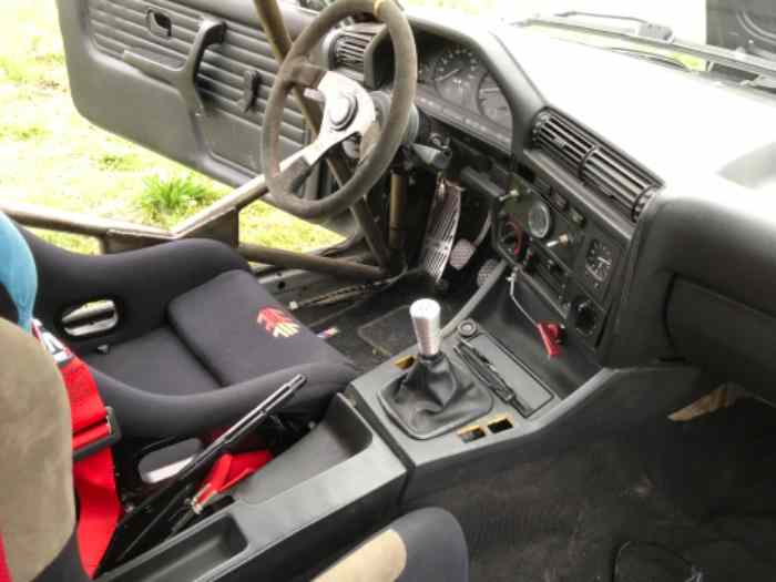 BMW 325i e30 coupe 3