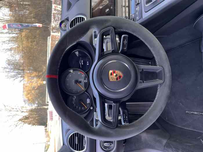 Porsche 718 Cayman GT4 2