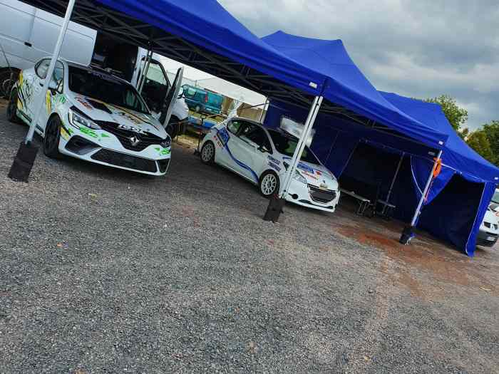 Loue Clio Rally4 1