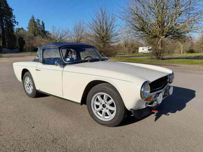 Triumph TR6 5