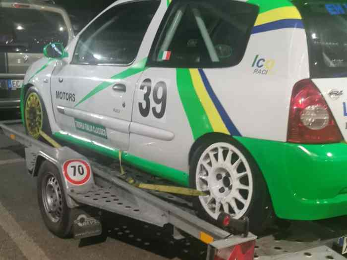 Renault clio cup 2 1