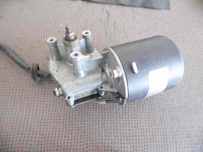 MOTEUR ESSUIE-GLACE MATRA SIMCA BAGHEERA 1