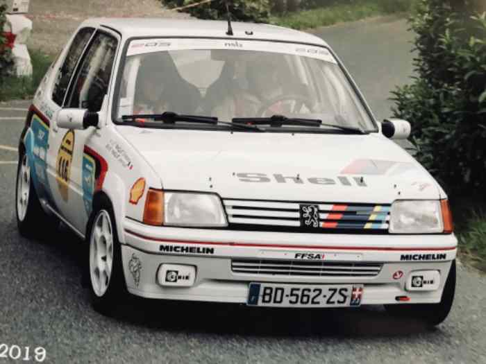 Peugeot 205 rallye