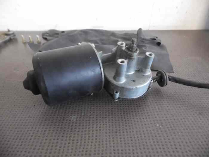 MOTEUR ESSUIE-GLACE MATRA SIMCA BAGHEERA 2