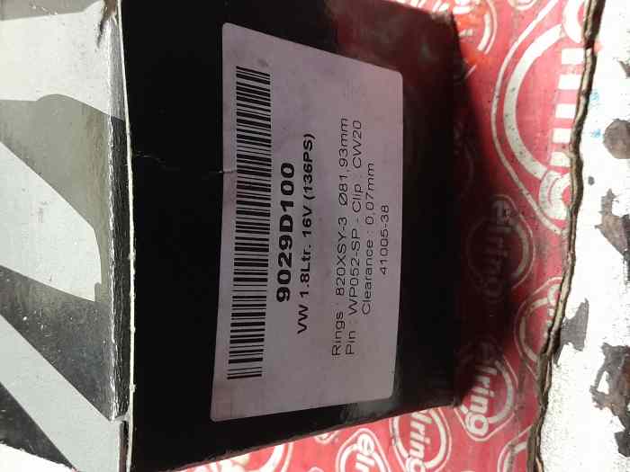 Piston neuf vw 1.8 16v. 9029d100.
