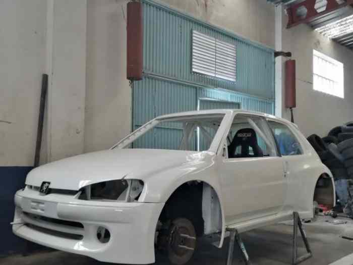 KIT CARROCERIA PEUGEOT 106 MAXI 0